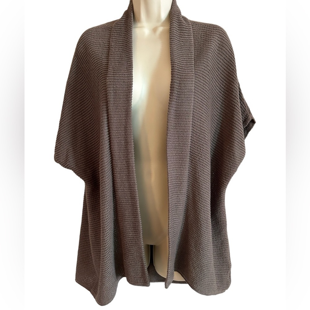 Old navy on hunter green knit-like short sleeve cardigan size M
